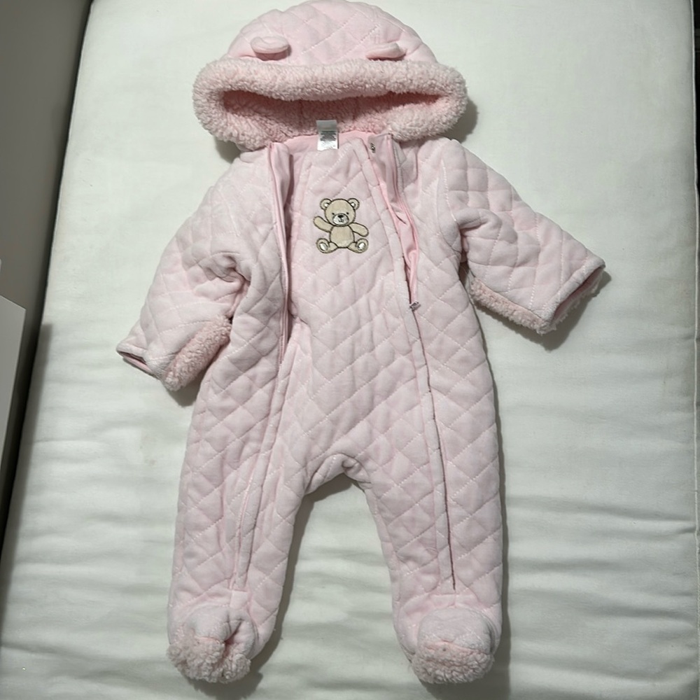 Little me 3-6 month onesie 12-16 pounds quilted